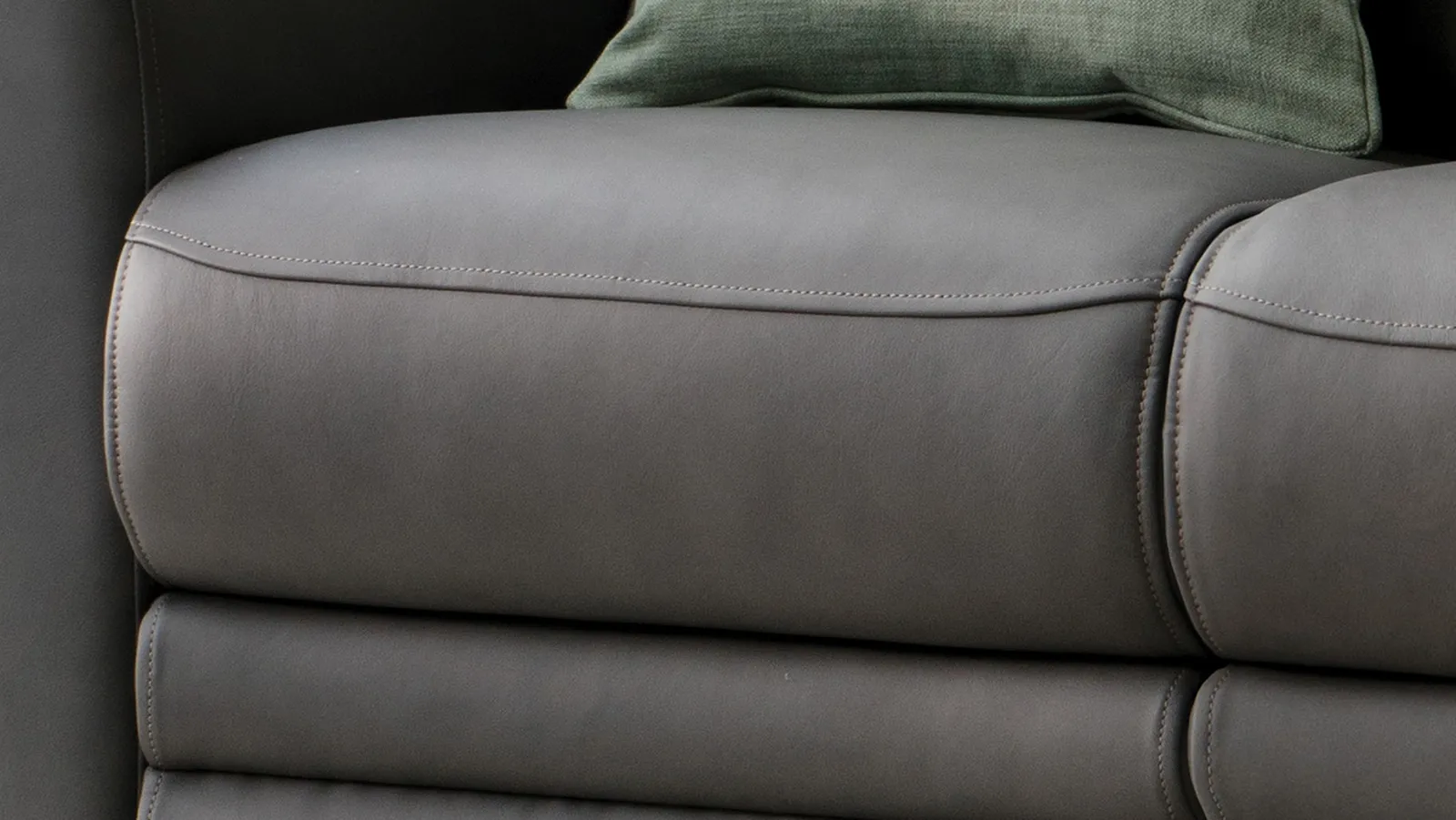 PK Dakota FI4.Jpg A6808